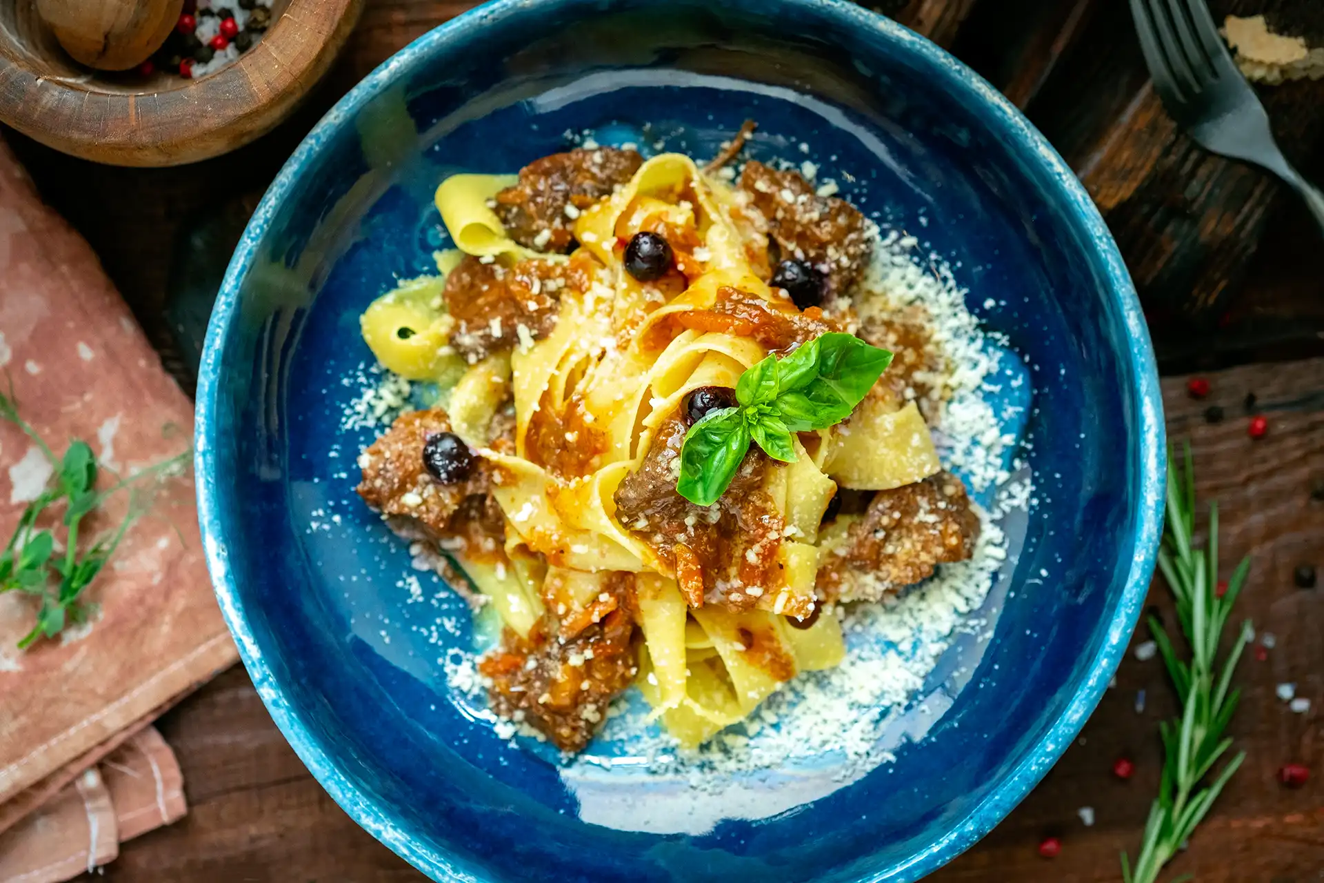 Pappardelle sfiziose con mollica di pane