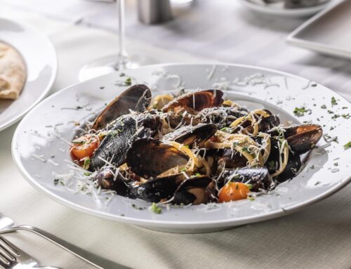 Spaghettoni con cozze e pecorino romano